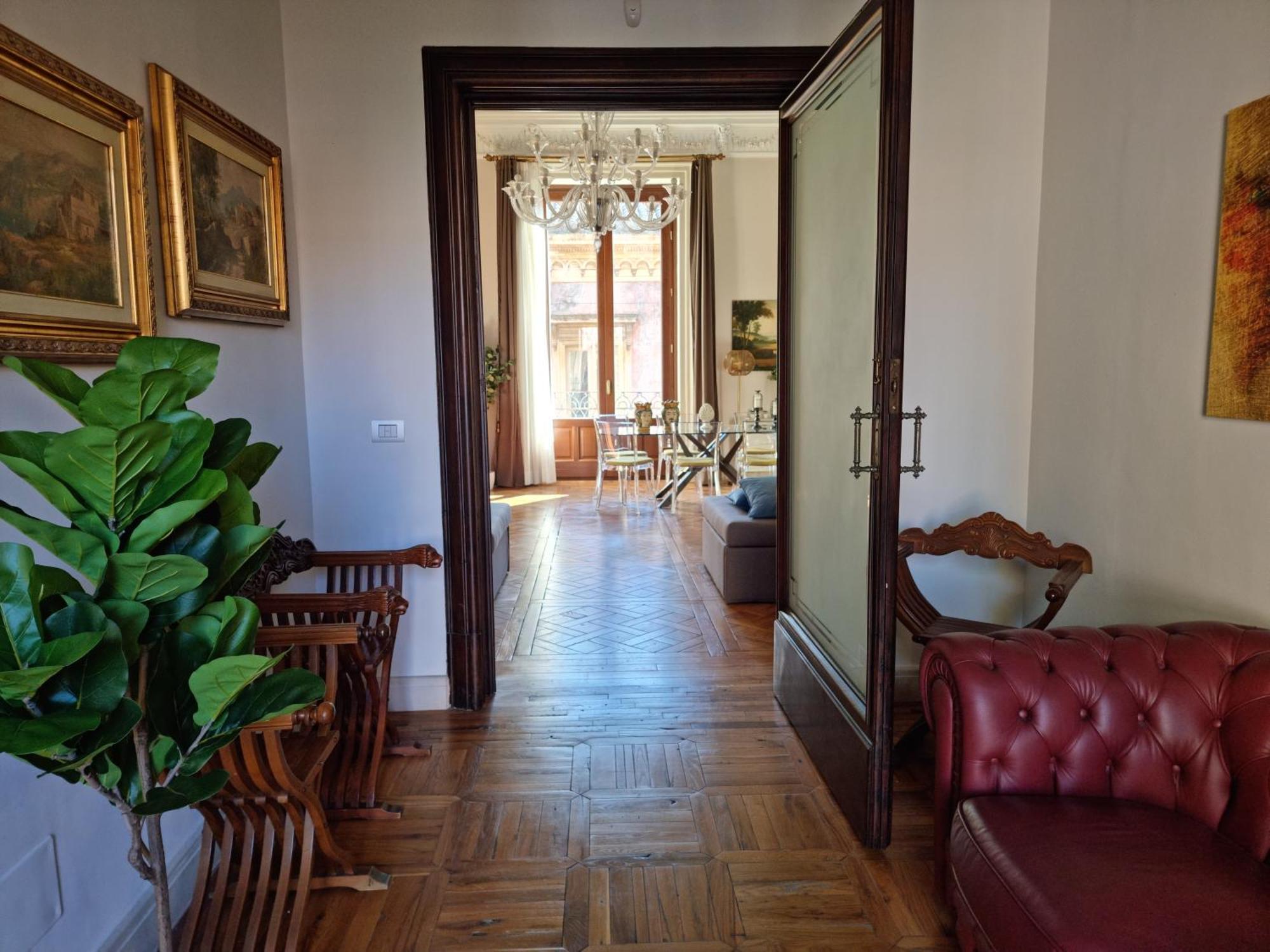 Luxury Historic With Heated Pool Near Catania, Taormina, The Sea And Mount Etna Ferienhaus *