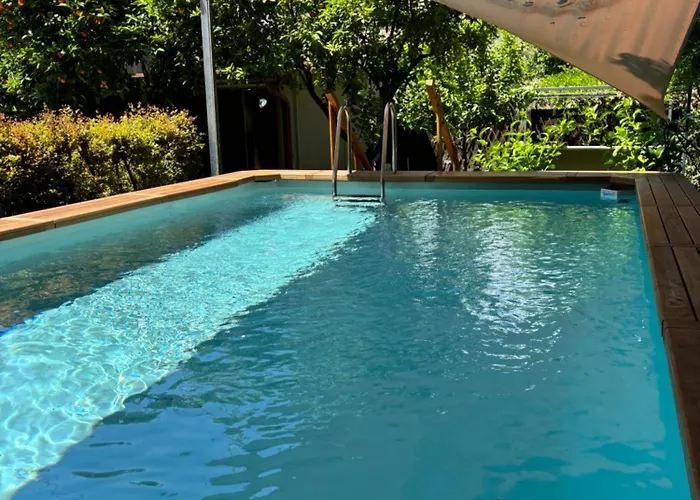 Luxury Historic Residence With Heated Pool Near Catania, Taormina, The Sea And Mount Etna