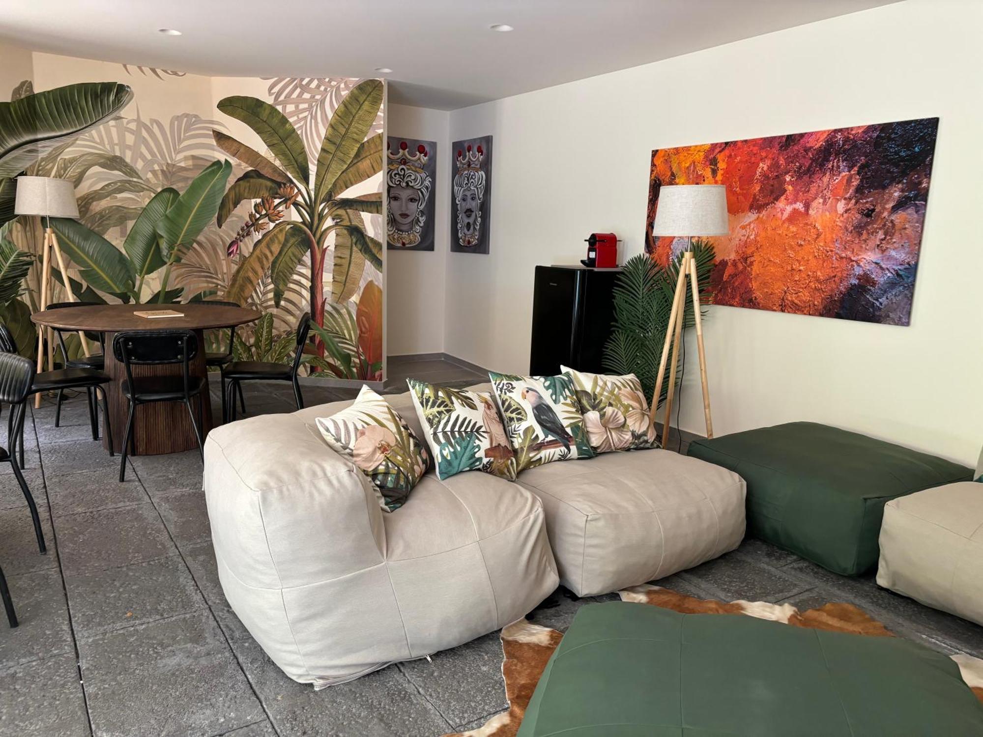 Сasa de vacaciones Luxury Historic With Heated Pool Near Catania, Taormina, The Sea And Mount Etna *